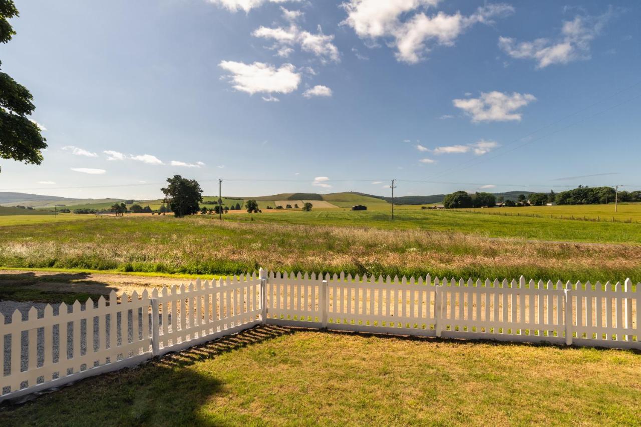 Holiday home Stunning, Remodelled Cottage, Picturesque Location *