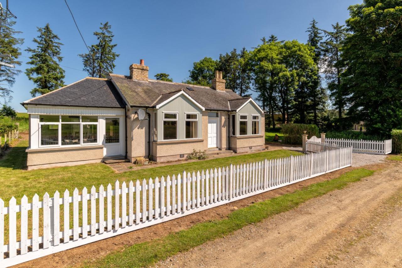 Holiday home Stunning, Remodelled Cottage, Picturesque Location Duncanston