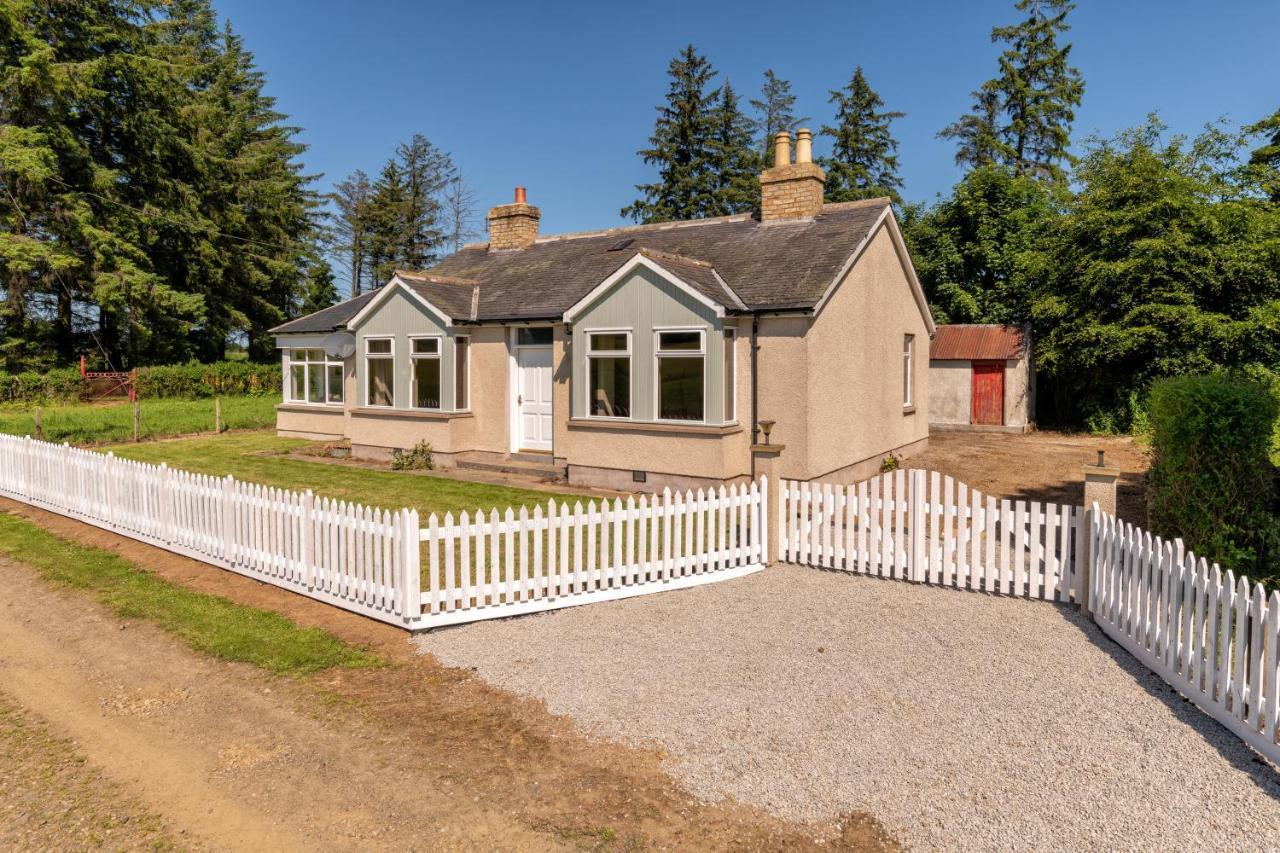 Holiday home Stunning, Remodelled Cottage, Picturesque Location Duncanston